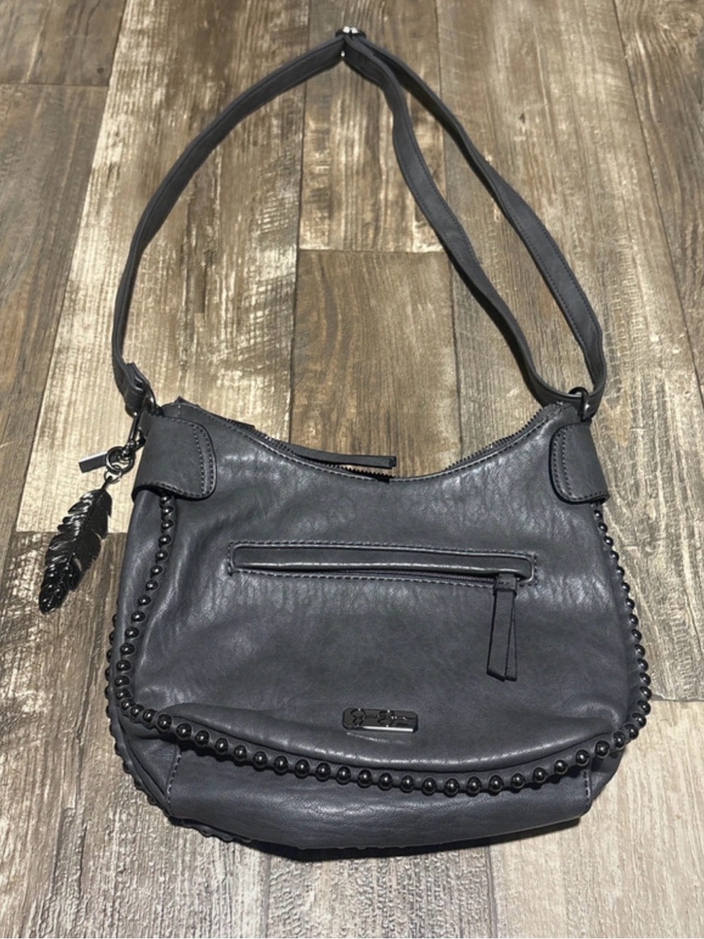 Classic Women's Grey Leather Shoulder Bag